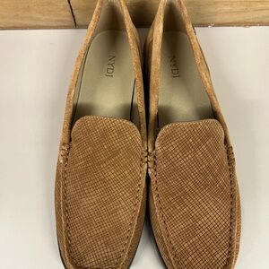 NYDJ Women's Tan Tracie Loafers 7.5